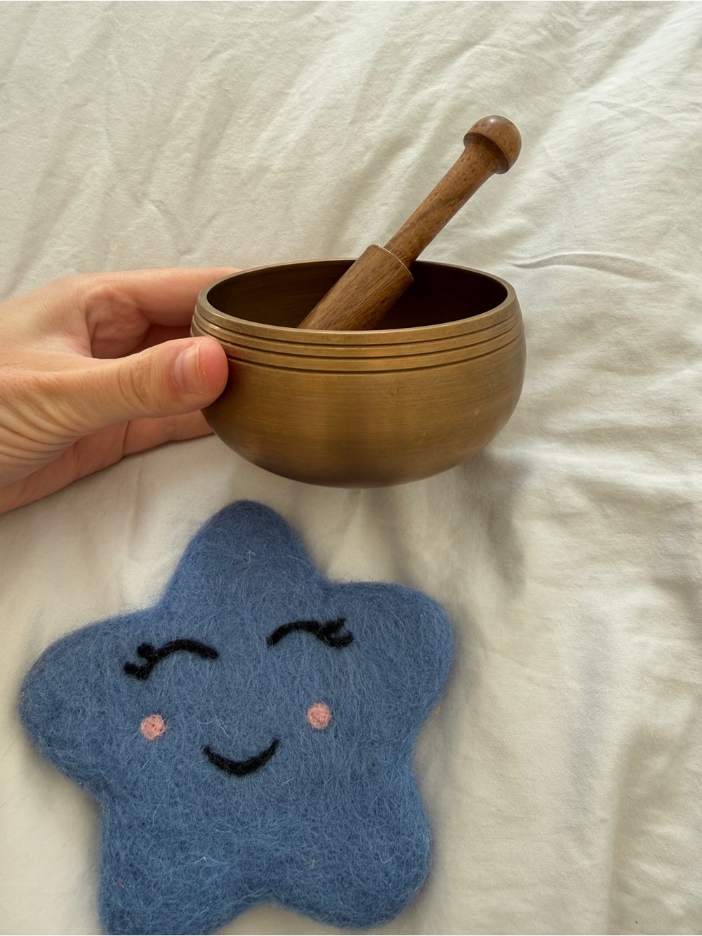 Little Ohmies Collection Bronze Tibetan singing bowl - Picture 2 of 6